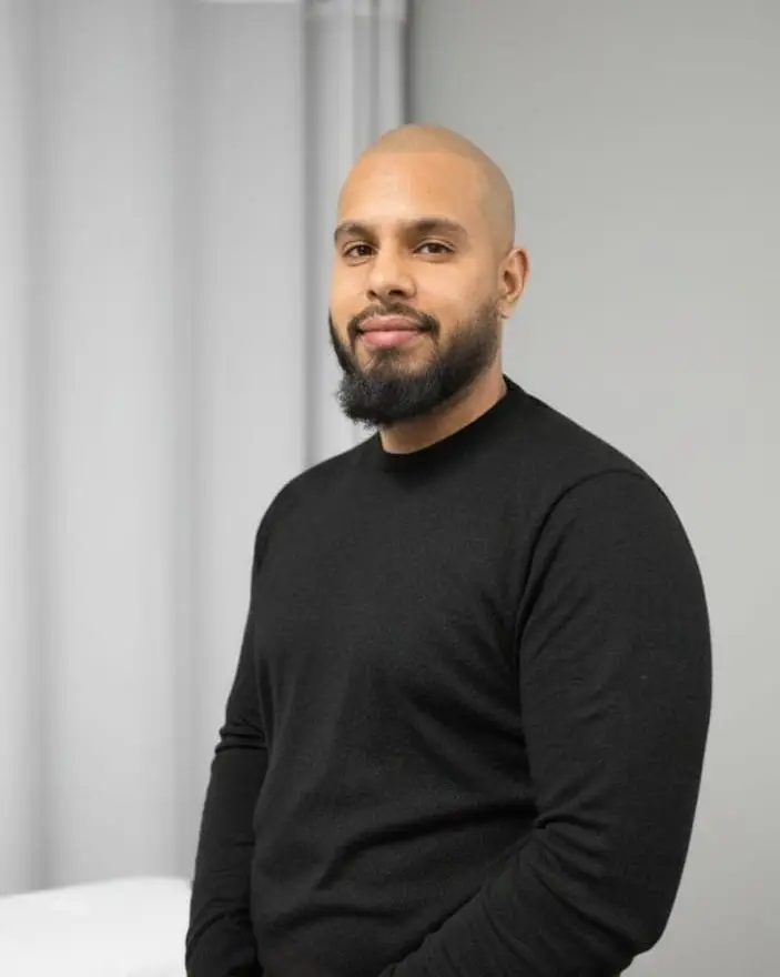 Arshmin Singh Kang, Chiropractor